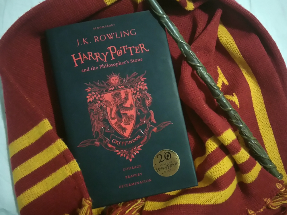 Edição Comemorativa de 20 anos de Harry Potter e a Pedra Filosofal