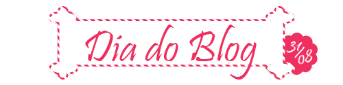 Dizeres Dia do Blog dentro de uma forma retangular e, ao lado, a data 31/08 dentro de uma forma de flor.