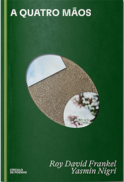 Capa de um livro verde, com círculo no centro mostrando parcialmente uma superfícia marrom