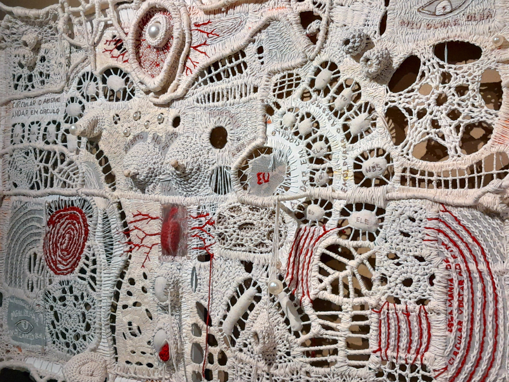 6 on 6 Outubro: Grande + Exposição Marlene Barros: tecitura do feminino 6 on 6 Outubro: Grande + Exposição Marlene Barros: tecitura do feminino